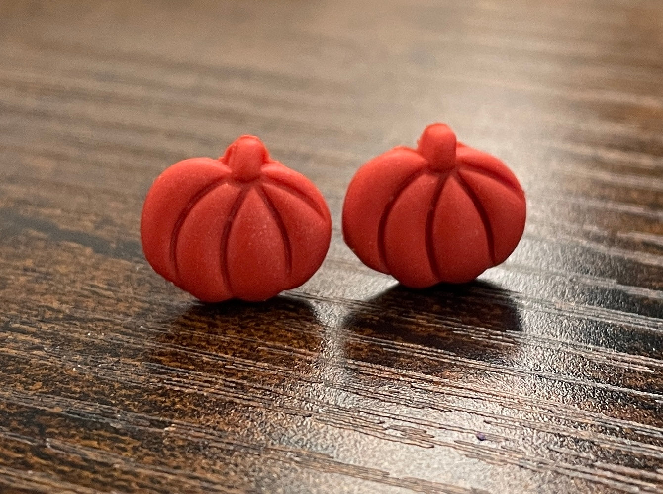 Trick & Chic Earrings l Bold Pumpkins